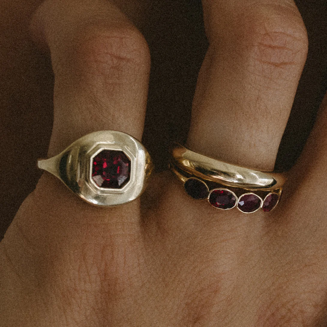 2.1CT GARNET RIPPLE RING - Image 2