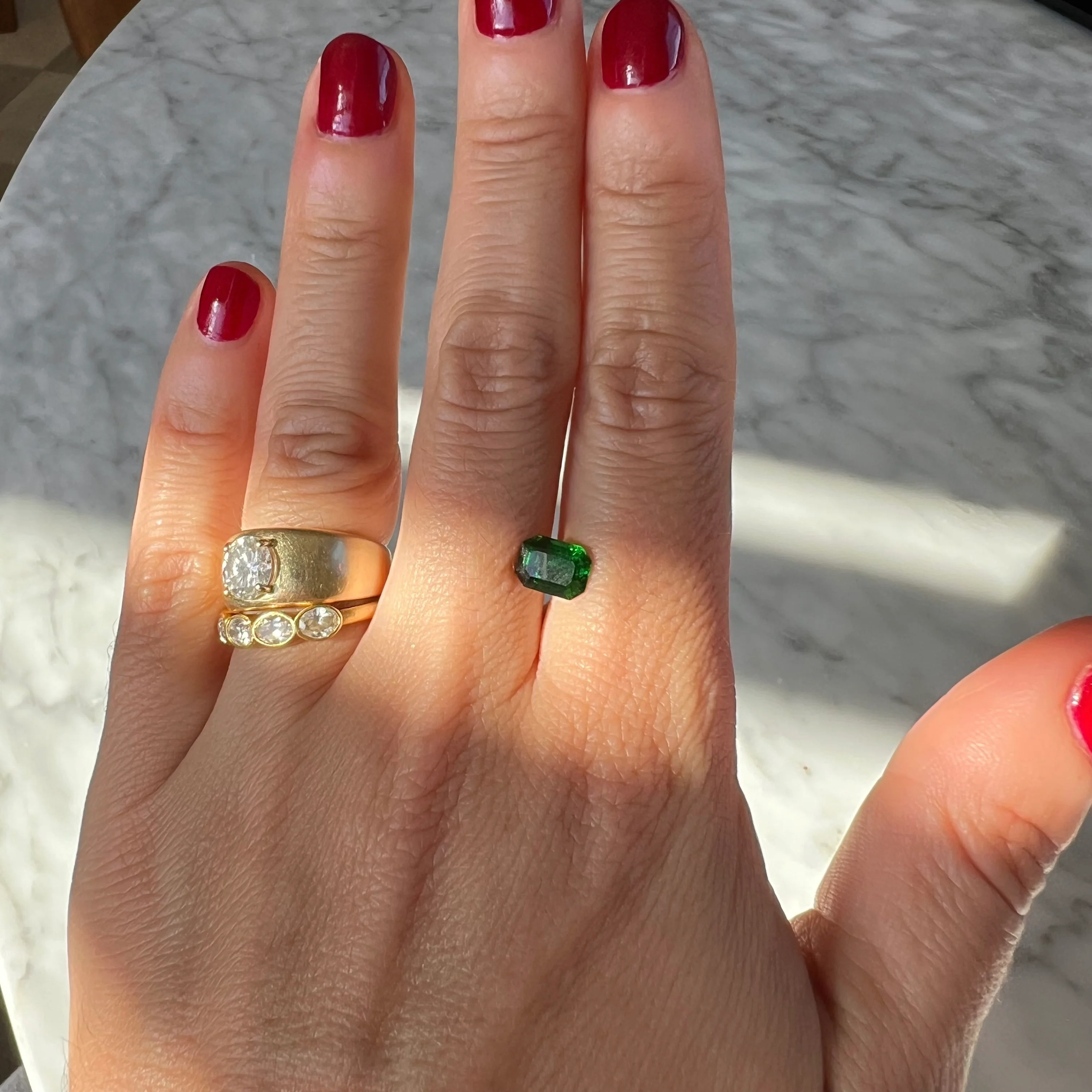 BESPOKE 1.68CT TSAVORITE GARNET - Image 3
