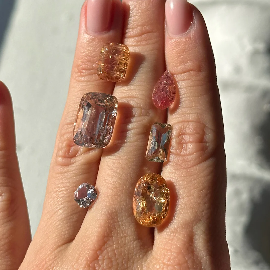BESPOKE 14.81CT IMPERIAL TOPAZ - Image 4