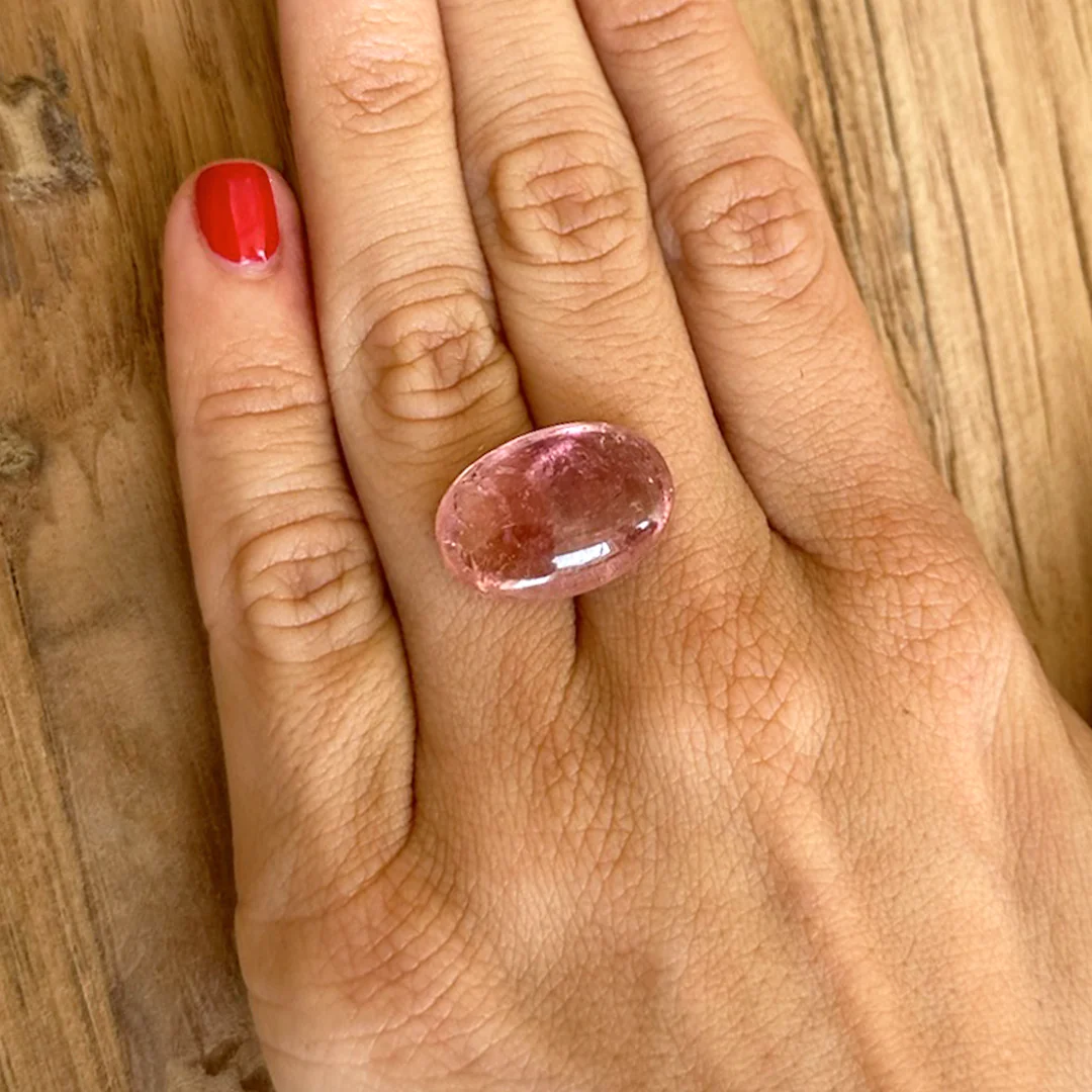 BESPOKE 15.1CT OVAL CABACHON PINK TOURMALINE - Image 2