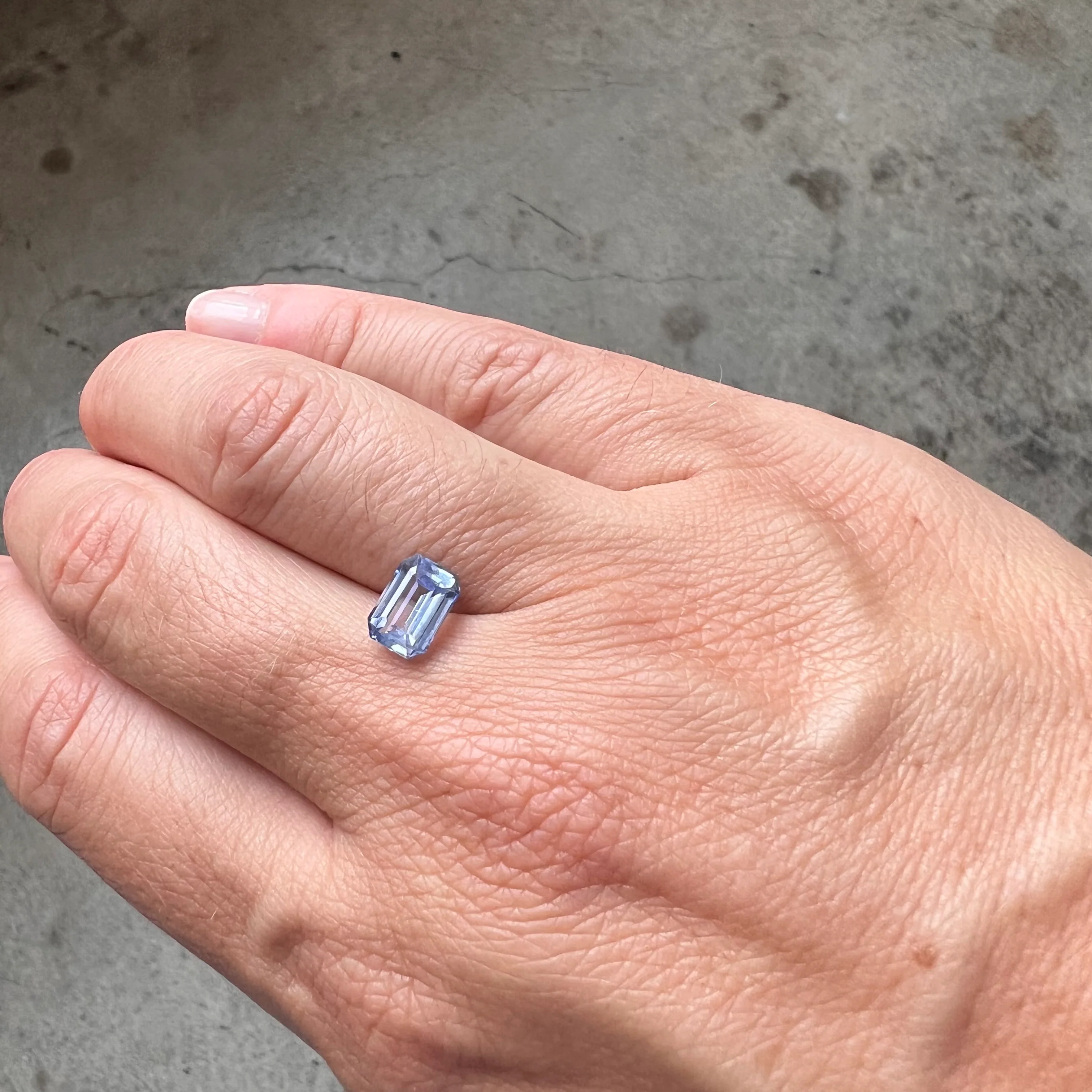 BESPOKE 2.06CT LIGHT BLUE SAPPHIRE - Image 5