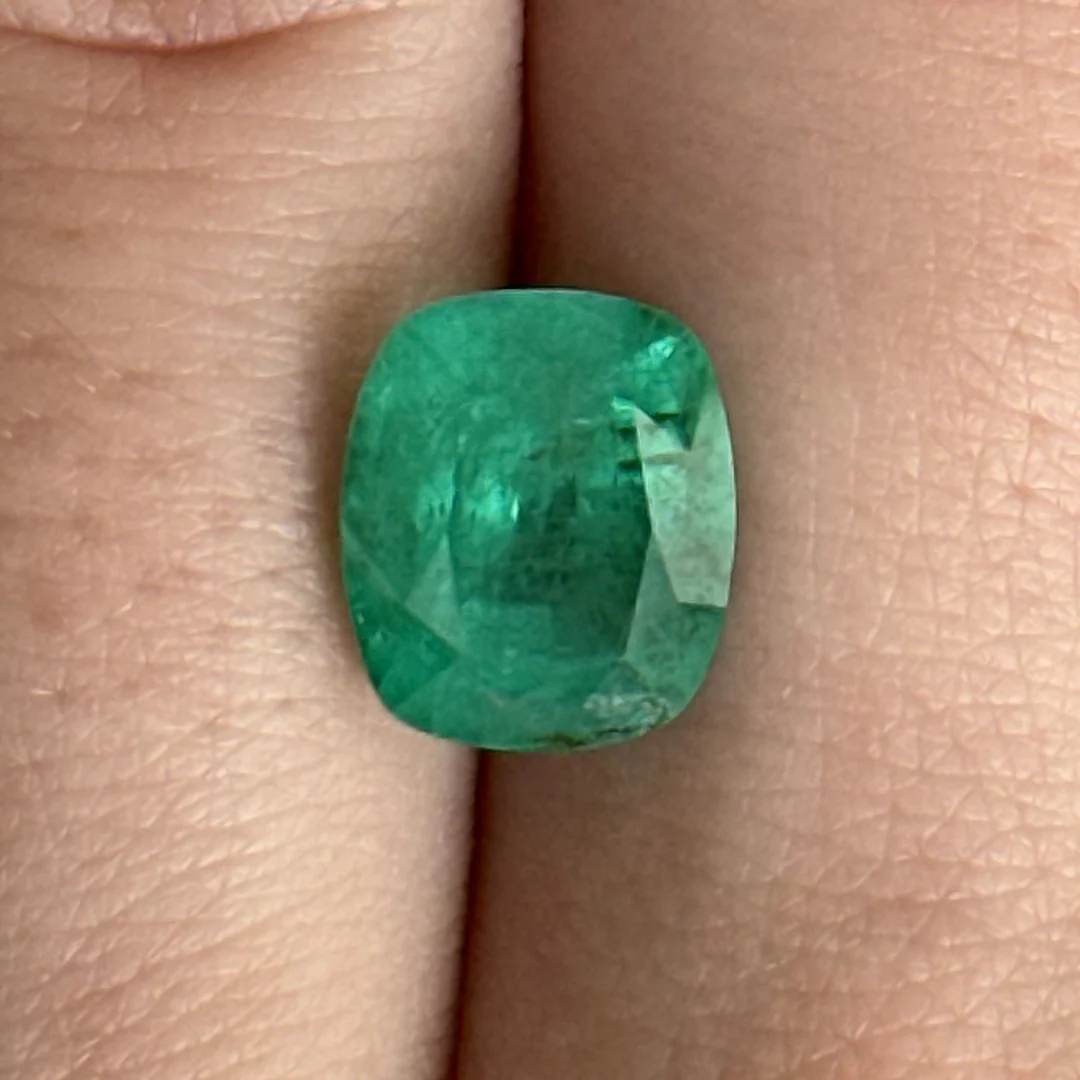 Bespoke 2.57ct Zambian Emerald Cushion Cut - Image 5