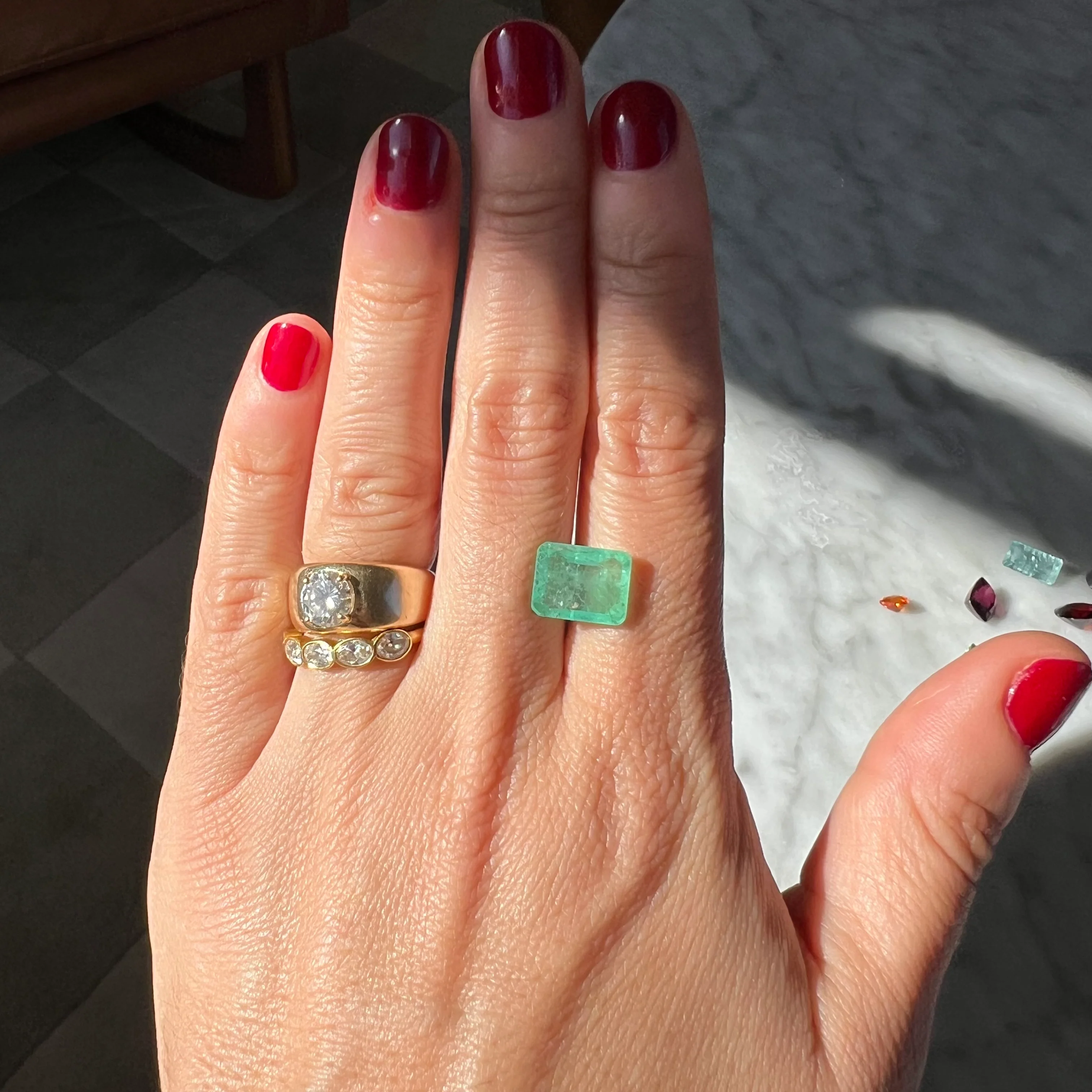 BESPOKE 4.37CT COLOMBIAN EMERALD - Image 3