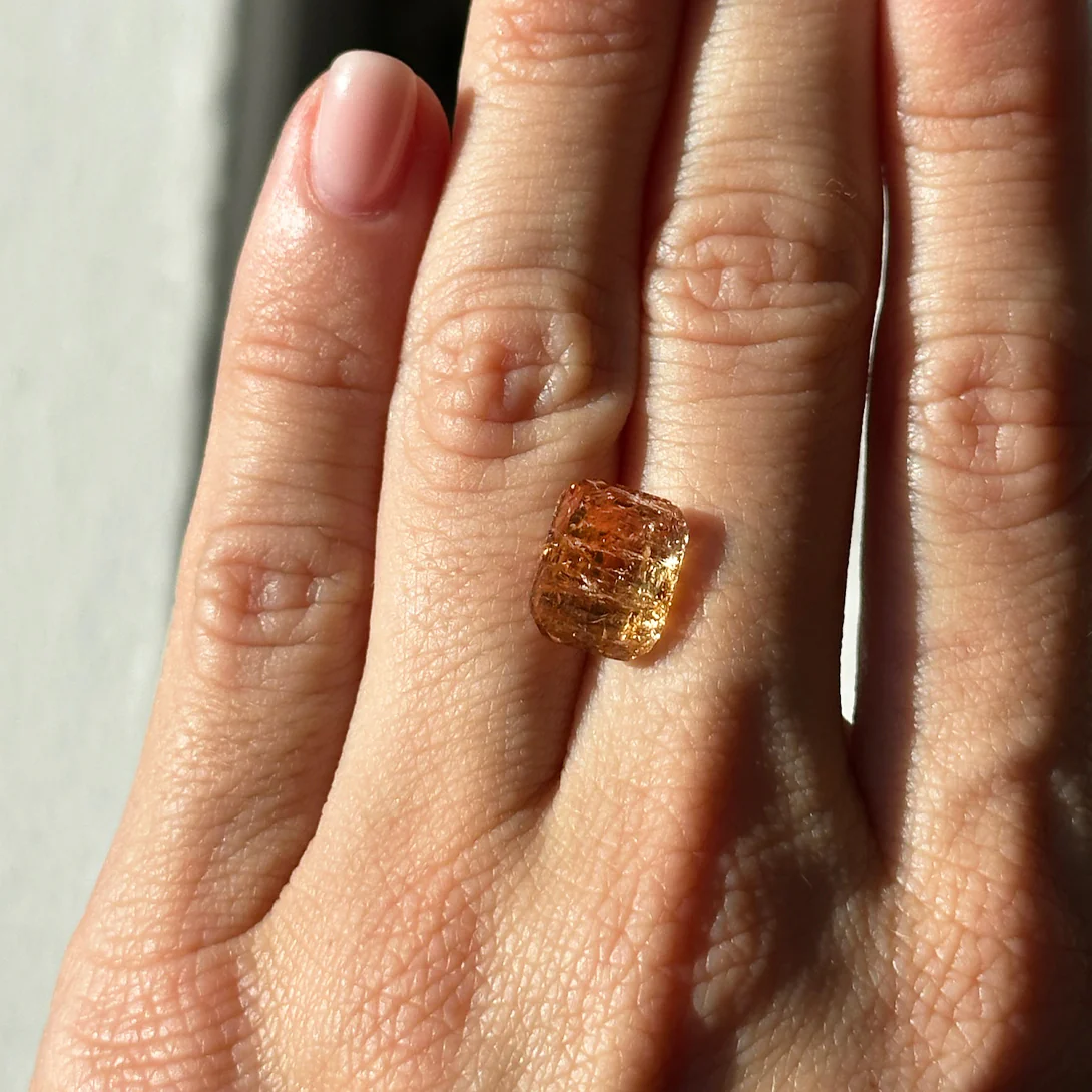 BESPOKE 4.92CT IMPERIAL TOPAZ - Image 2
