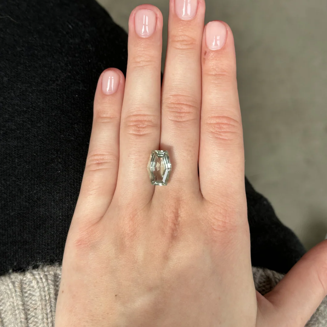 Bespoke 6.32ct Green Amethyst Hexagonal Set Cut - Image 3