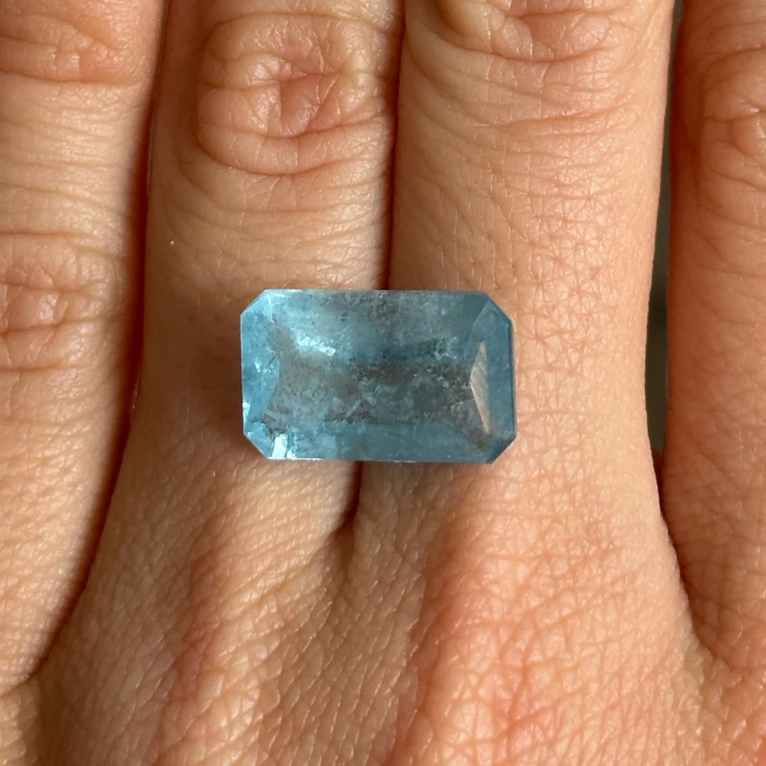 BESPOKE 8.18CT AQUAMARINE - Image 4