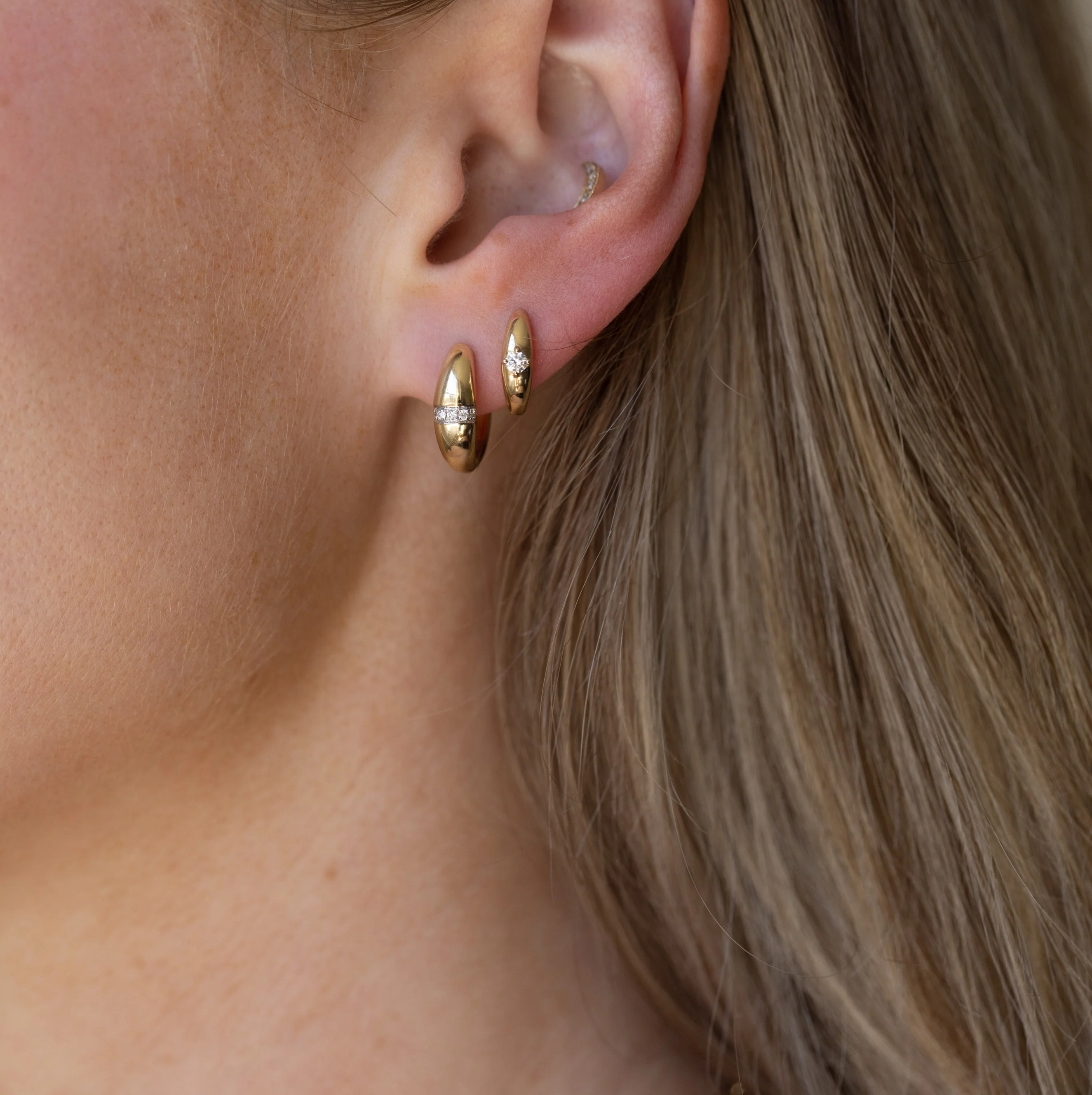 DOME HOOP EARRINGS SOLITAIRE DIAMOND - Image 2