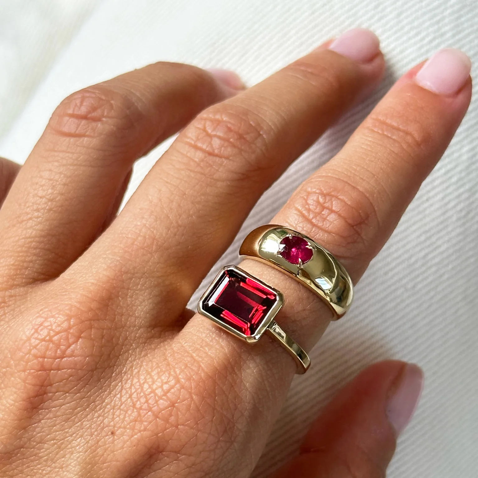 GARNET JULIA BIRTHSTONE RING - Image 2