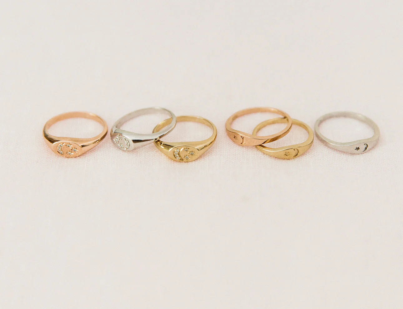 Moon & Star Mini Signet Ring - Image 8