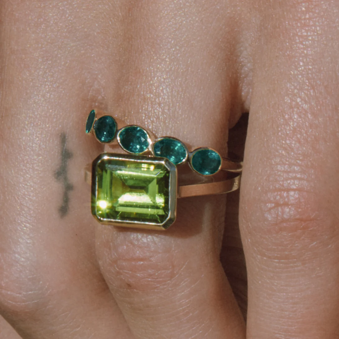 ALEXANDRITE OVAL BEZEL RING - Image 2