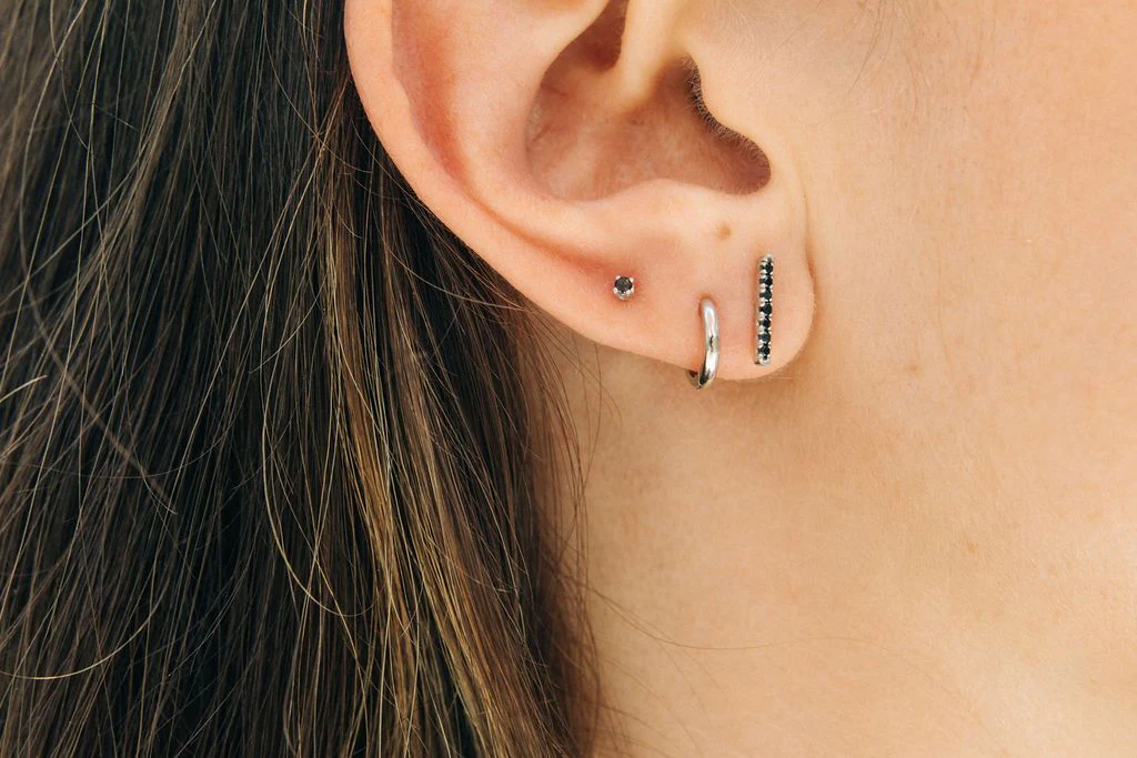 PLAIN BABY HOOP EARRINGS - Image 4